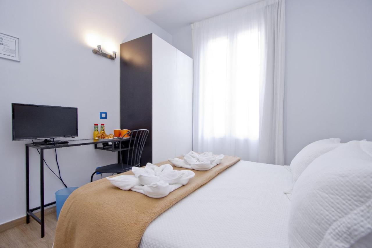 Barcelona City Hotel Ngoại thất bức ảnh